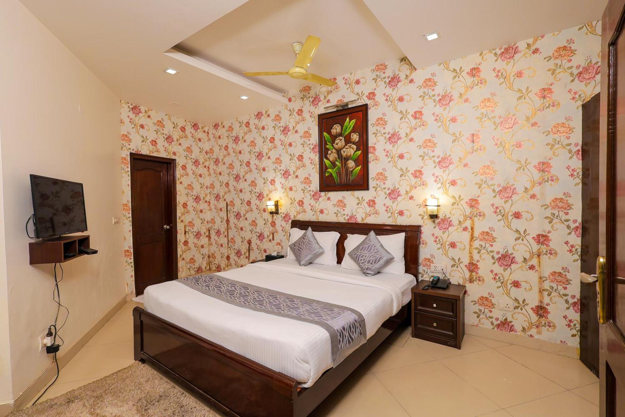 Nikko Blue - Boutique Hotel คูร์เคาน์ ภายนอก รูปภาพ